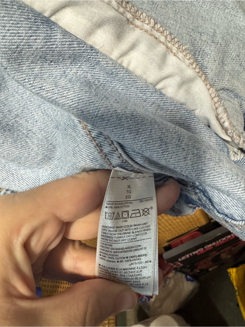 Old Navy Light Blue Denim Truck Jacket excellent pre-owned condition. - Picture 9 of 12